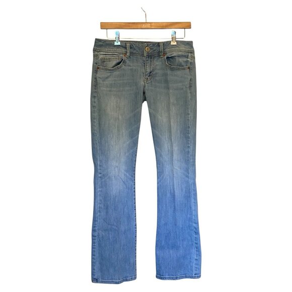American Eagle Jeans Women's 8 Kick Boot Stretch Light Wash Jeans - Picture 1 of 8